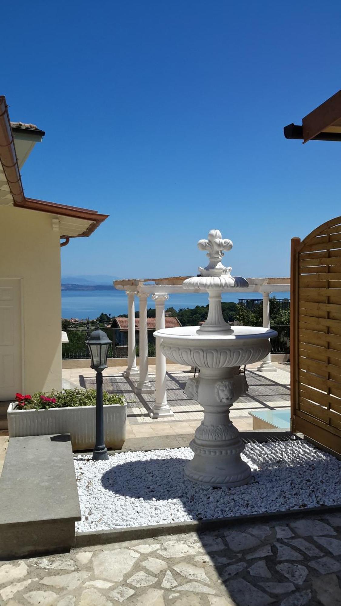 The White Villa Bracciano  Extérieur photo